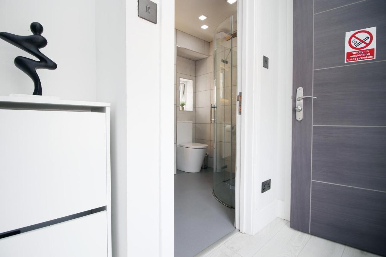 New 2 Bed Comfort - Functional - Secure - Private Cardiff Exterior photo
